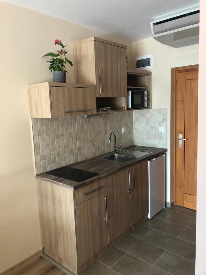 Castellum Apartmanhaz Gyula Luaran gambar